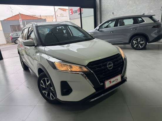 NISSAN-KICKS-2022