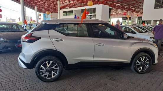 NISSAN-KICKS-2024