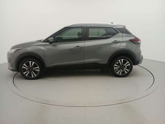 NISSAN-KICKS PLAY-2025