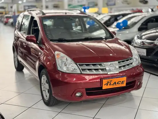 NISSAN-LIVINA-2011