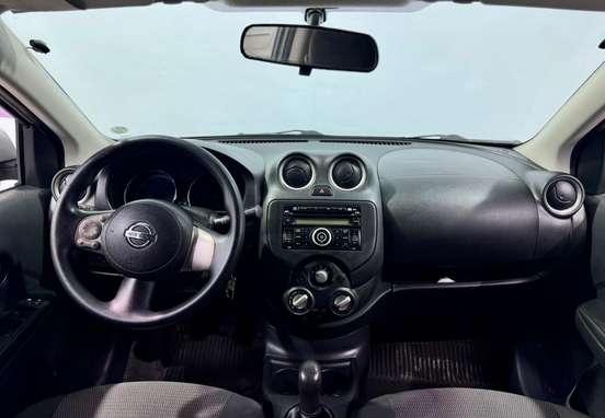 NISSAN-VERSA-2014