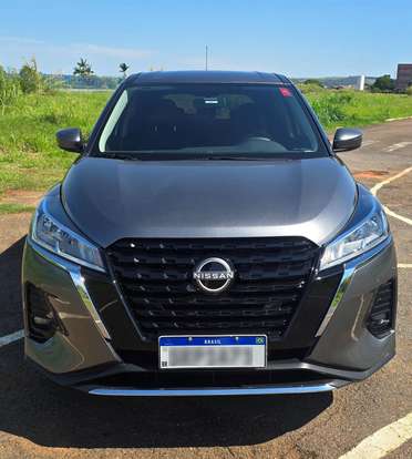 NISSAN-KICKS-2023