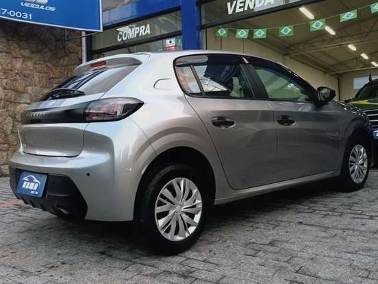PEUGEOT-208-2023