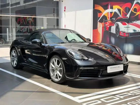 PORSCHE-718-2024
