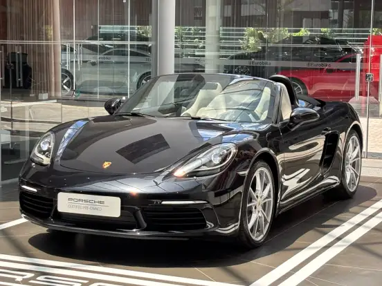PORSCHE-718-2024
