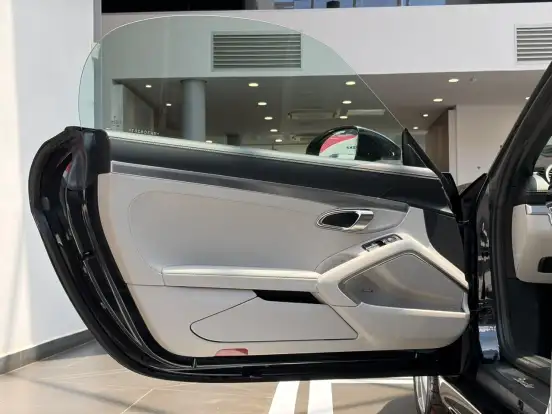 PORSCHE-718-2024