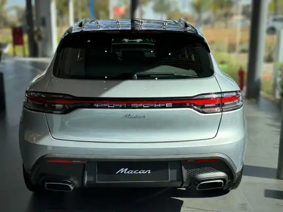 PORSCHE-MACAN-2026