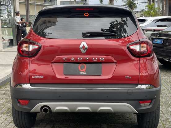RENAULT-CAPTUR-2023