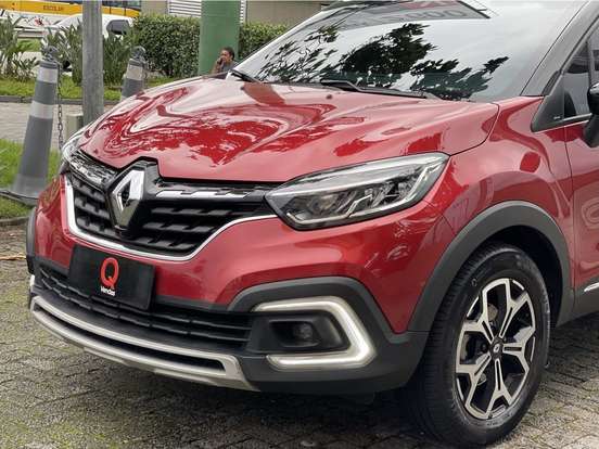 RENAULT-CAPTUR-2023