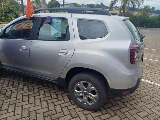 RENAULT-DUSTER-2025