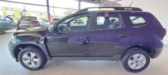 RENAULT-DUSTER-2025