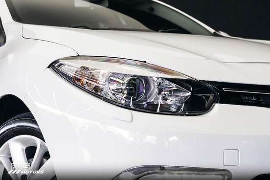 RENAULT-FLUENCE-2015