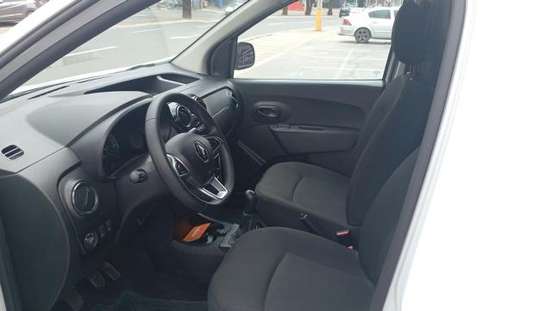 RENAULT-KANGOO-1.6 16V SCE FLEX ADVANCED MANUAL RENAULT-KANGOO-2024