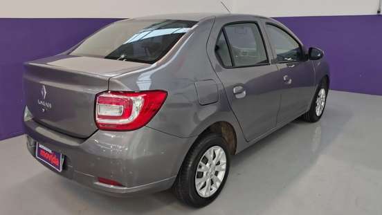 RENAULT-LOGAN-2024
