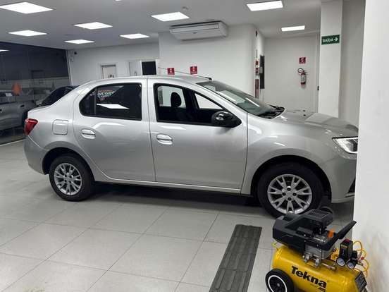RENAULT-LOGAN-1.0 12V SCE FLEX ZEN MANUAL RENAULT-LOGAN-2024