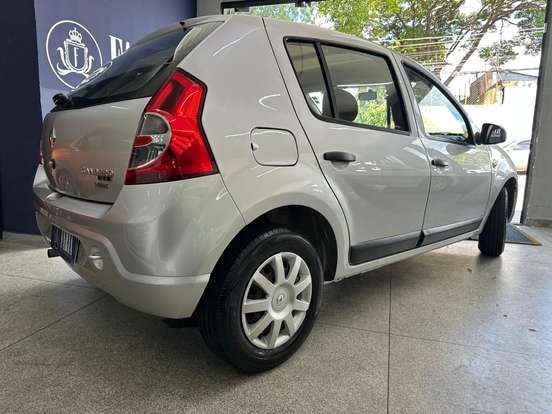 RENAULT-SANDERO-1.0 EXPRESSION 16V FLEX 4P MANUAL RENAULT-SANDERO-2010
