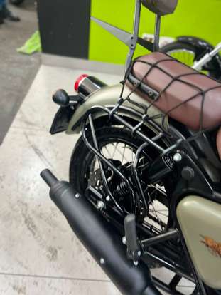 ROYAL ENFIELD-CLASSIC 350-2025