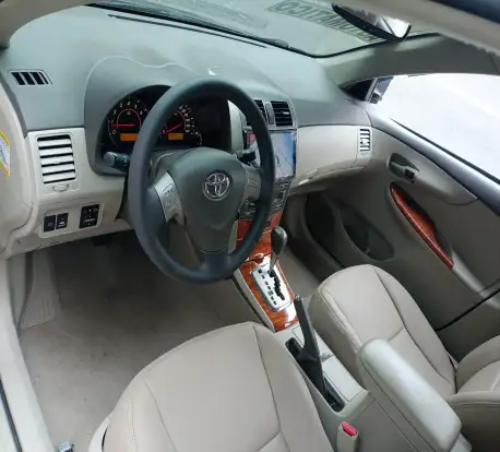 TOYOTA-COROLLA-2009