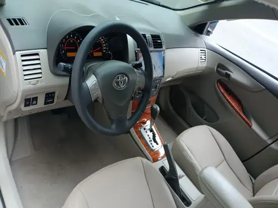 TOYOTA-COROLLA-1.8 SE-G 16V FLEX 4P AUTOMÁTICO TOYOTA-COROLLA-2009