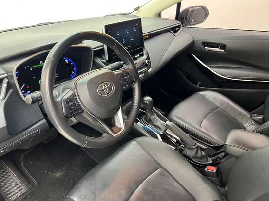 TOYOTA-COROLLA-2023