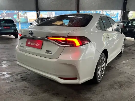 TOYOTA-COROLLA-2021