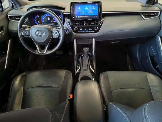 TOYOTA-COROLLA CROSS-2023
