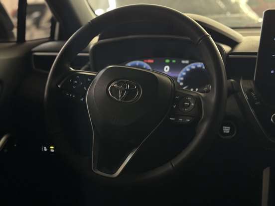 TOYOTA-COROLLA CROSS-2024