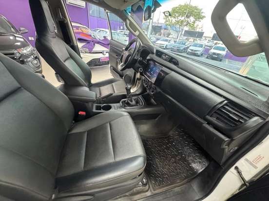 TOYOTA-HILUX-2.8 D-4D TURBO DIESEL CD POWER PACK 4X4 AUTOMÁTICO TOYOTA-HILUX-2024