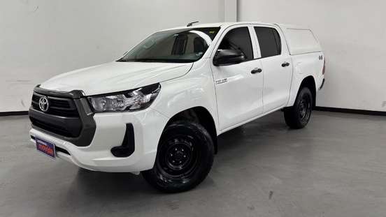 TOYOTA-HILUX-2.8 D-4D TURBO DIESEL CD POWER PACK 4X4 AUTOMÁTICO TOYOTA-HILUX-2024