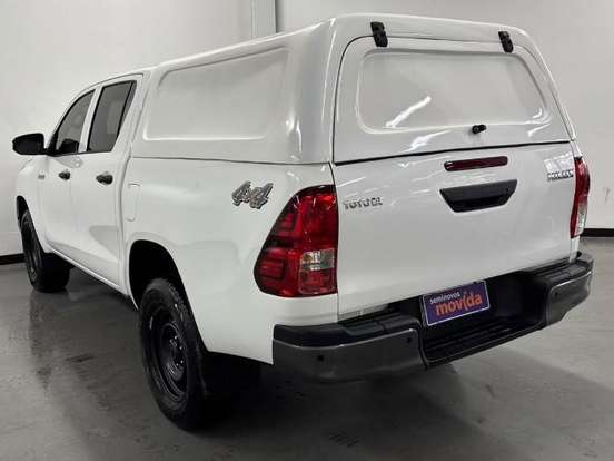 TOYOTA-HILUX-2.8 D-4D TURBO DIESEL CD POWER PACK 4X4 AUTOMÁTICO TOYOTA-HILUX-2024
