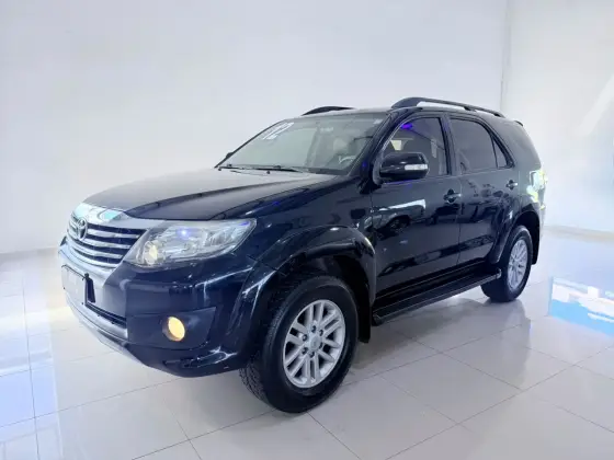 TOYOTA HILUX SW4 2.7 SR 4X2 16V FLEX 4P AUTOMÁTICO