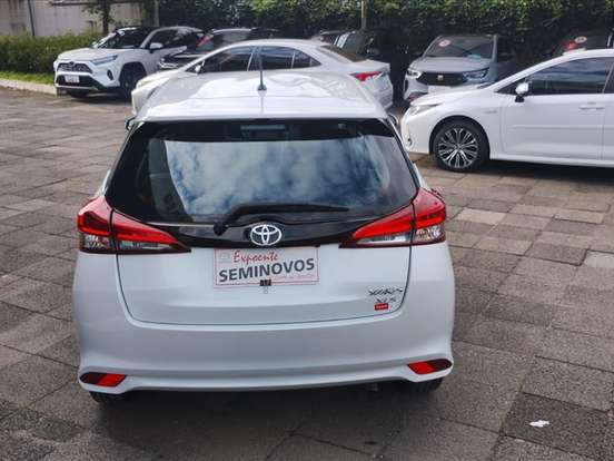 TOYOTA-YARIS-1.5 16V FLEX XLS MULTIDRIVE TOYOTA-YARIS-2023