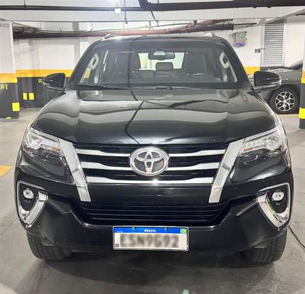 TOYOTA-HILUX SW4-2020