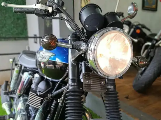 TRIUMPH-BONNEVILLE T 100 865 TRIUMPH-BONNEVILLE T 100 865-2015