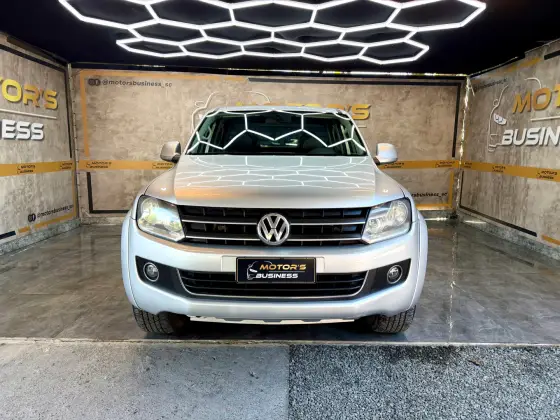 VOLKSWAGEN AMAROK 2.0 HIGHLINE 4X4 CD 16V TURBO INTERCOOLER DIESEL 4P AUTOMÁTICO