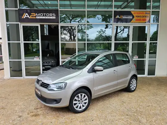 VOLKSWAGEN-FOX-1.0 MI 8V FLEX 4P MANUAL VOLKSWAGEN-FOX-2014