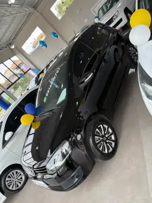 VOLKSWAGEN-FOX-1.0 MI TREND 8V FLEX 4P MANUAL VOLKSWAGEN-FOX-2010