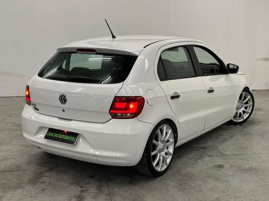 VOLKSWAGEN-GOL-1.0 MI TRENDLINE 8V FLEX 4P MANUAL VOLKSWAGEN-GOL-2015