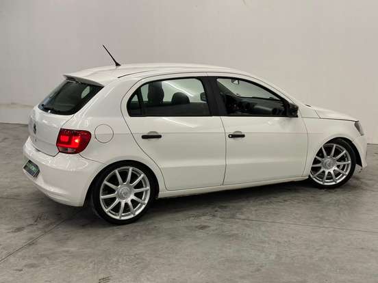 VOLKSWAGEN-GOL-1.0 MI TRENDLINE 8V FLEX 4P MANUAL VOLKSWAGEN-GOL-2015