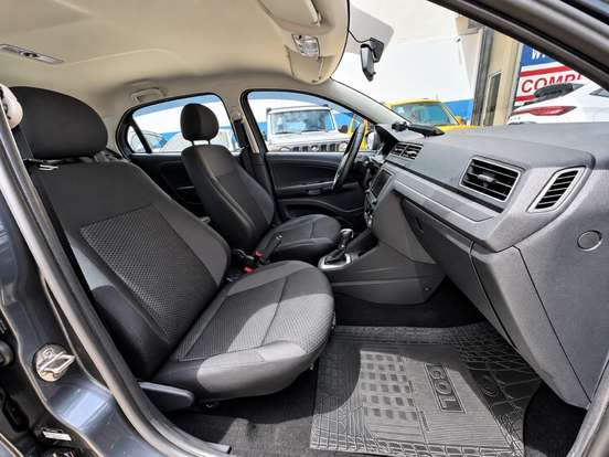 VOLKSWAGEN-GOL-2020