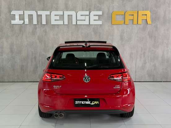 VOLKSWAGEN-GOLF-2013
