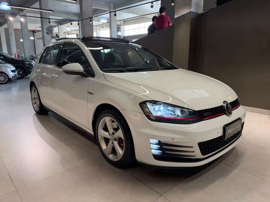 VOLKSWAGEN-GOLF-2.0 TSI GTI 16V TURBO GASOLINA 4P AUTOMÁTICO VOLKSWAGEN-GOLF-2014