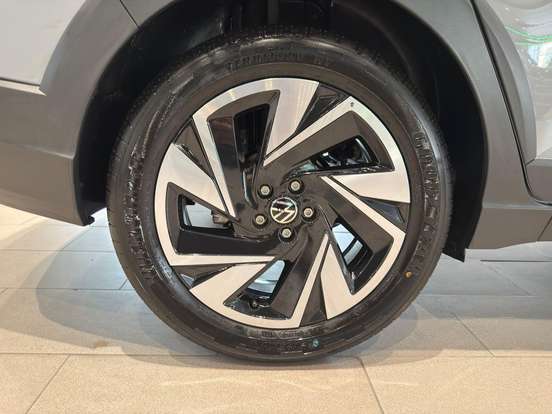 VOLKSWAGEN-NIVUS-1.0 200 TSI TOTAL FLEX HIGHLINE AUTOMÁTICO VOLKSWAGEN-NIVUS-2026
