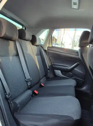 VOLKSWAGEN-POLO-2019