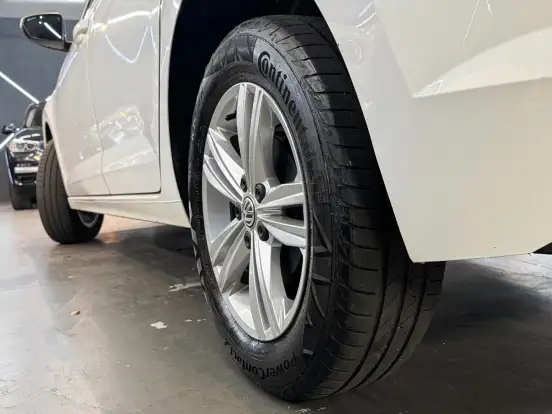VOLKSWAGEN-POLO-1.6 MSI TOTAL FLEX MANUAL VOLKSWAGEN-POLO-2019