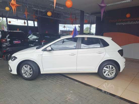 VOLKSWAGEN-POLO-1.0 170 TSI COMFORTLINE AUTOMÁTICO VOLKSWAGEN-POLO-2024