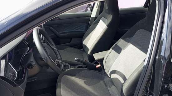 VOLKSWAGEN-POLO-2024