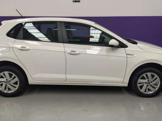 VOLKSWAGEN-POLO-1.0 170 TSI COMFORTLINE AUTOMÁTICO VOLKSWAGEN-POLO-2024