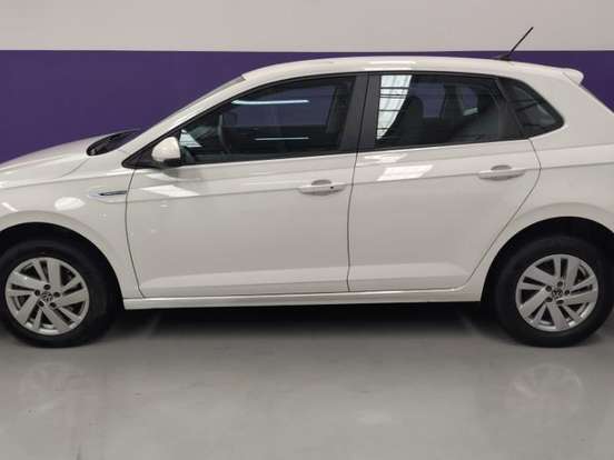 VOLKSWAGEN-POLO-1.0 170 TSI COMFORTLINE AUTOMÁTICO VOLKSWAGEN-POLO-2024