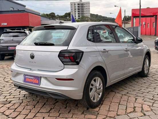 VOLKSWAGEN-POLO-1.0 170 TSI COMFORTLINE AUTOMÁTICO VOLKSWAGEN-POLO-2024